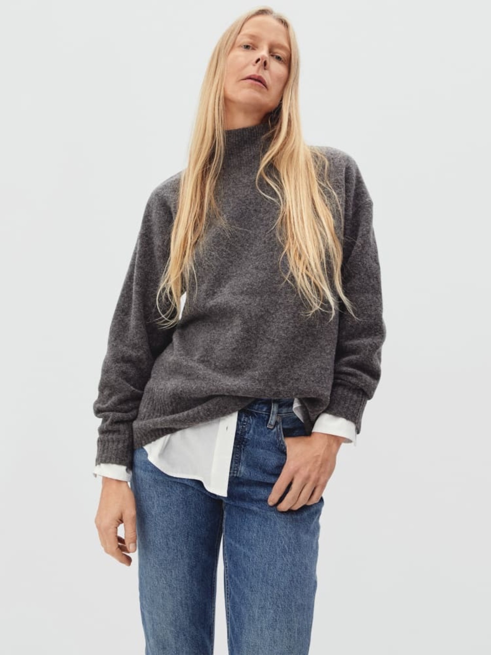 Everlane The Cozy-Stretch Pullover Sweater in Heathered Charcoal